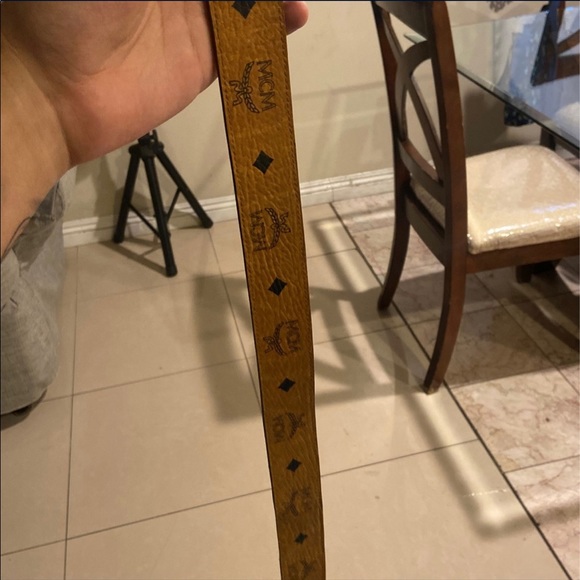 MCM belt - Picture 3 of 5